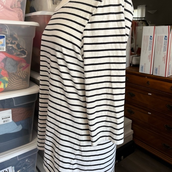 Striped Black and White Top - Picture 4 of 7